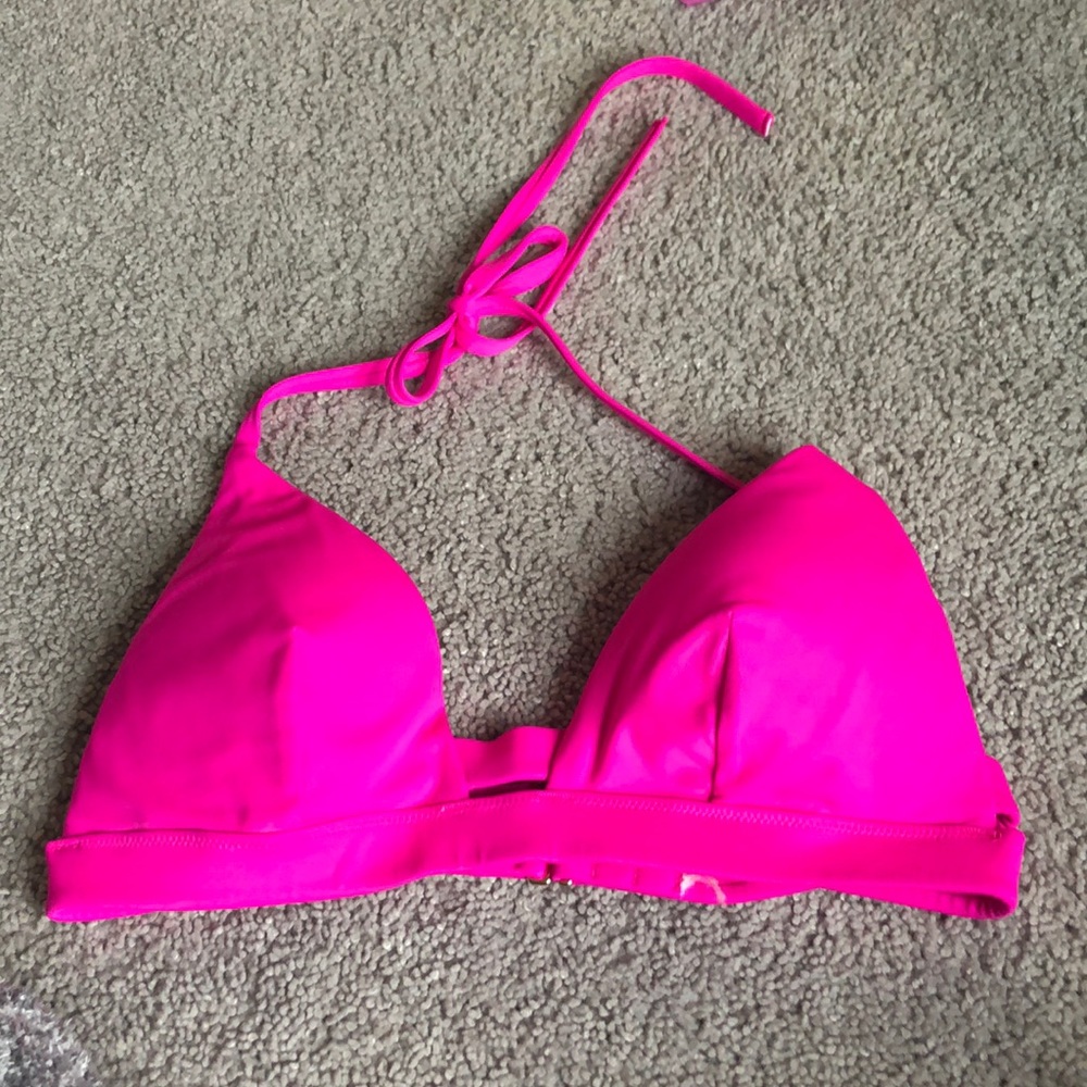 Like new Victoria’s Secret bikini top